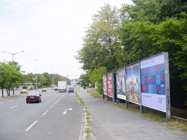 Billboard - access Süd parking